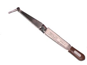 DRK95-22 Tool Removal tweezer type, Brown/White, for Size 22 Contacts