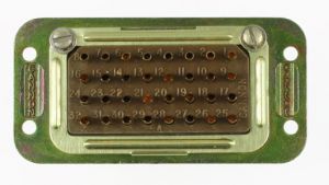 DPA-32-33S ITT Cannon Miniature rack and panel plug 32-Way